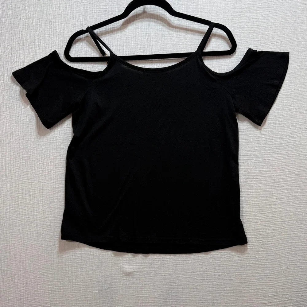 Michael Kors Cold Shoulder Top Womens Small Black Gold Chain Accent Short Sleeve